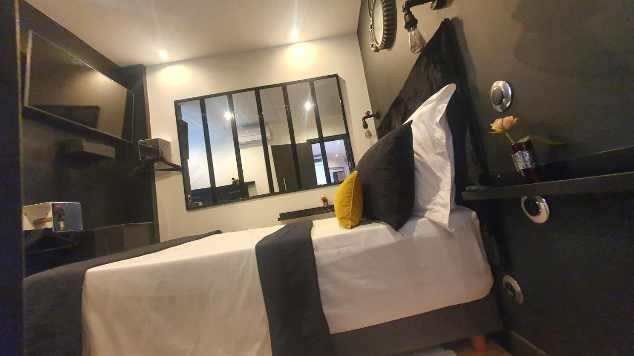 Le K: Upscale Seaside With Japanese Toilet *