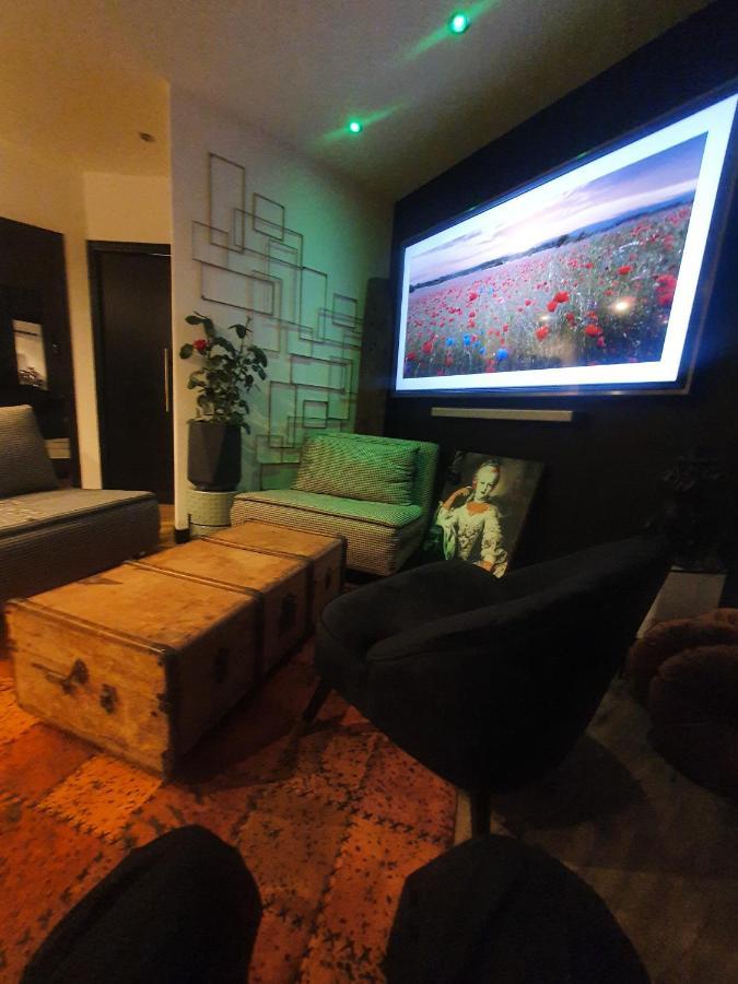 Le K: Upscale Seaside With Japanese Toilet * Marseille